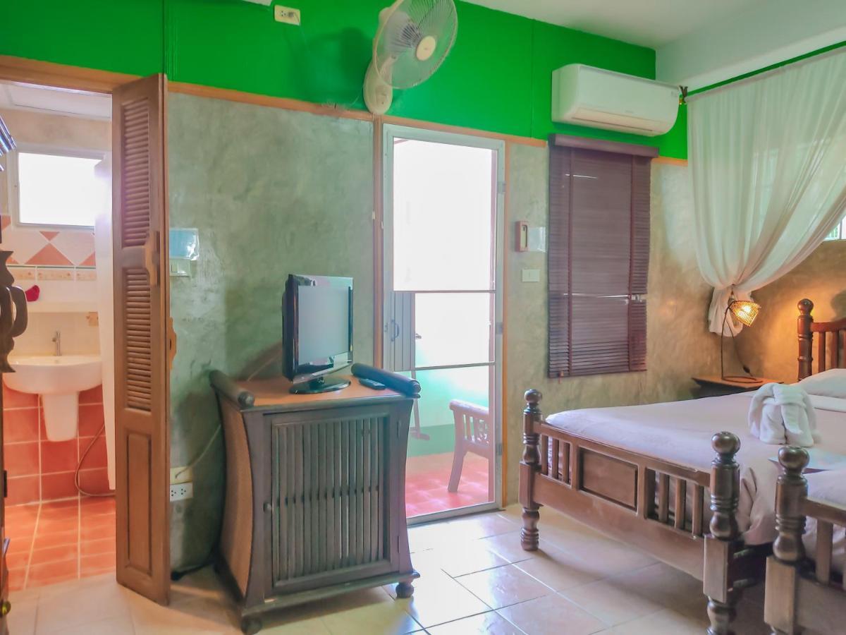 Awana House Bed & Breakfast Chiang Mai Luaran gambar